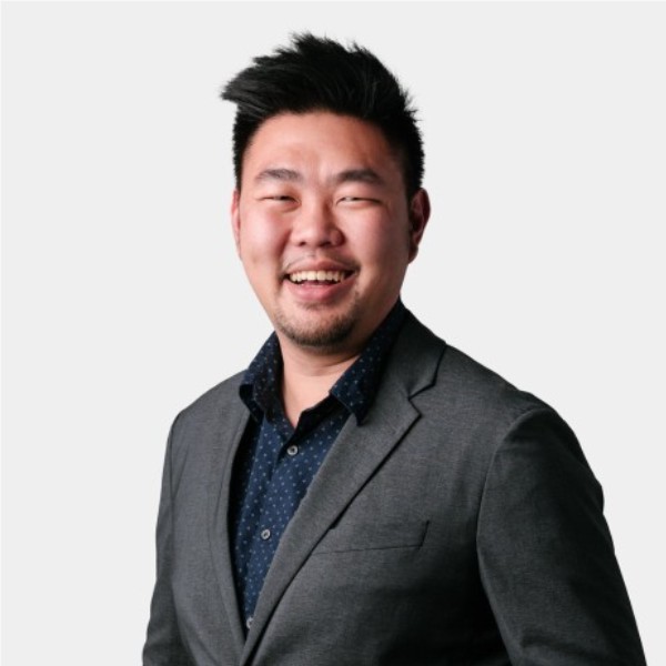 Desmond Tan